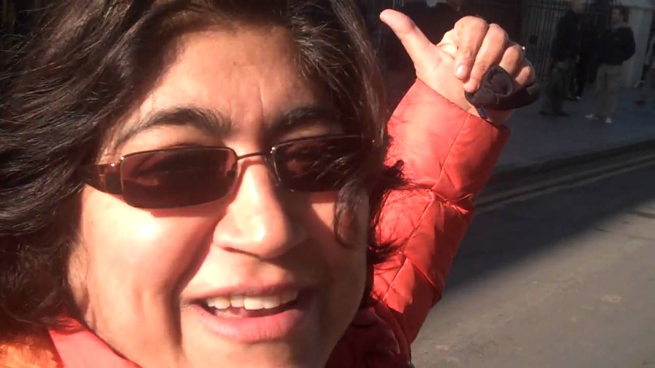 GurinderCam: Episode 2 - filming at temple for It's a Wonderful Afterlife