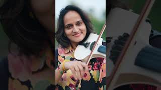 Download lagu കിലുകിൽ പമ്പരം | Kilukil Pambaram Violin Cover | Malayalam Movie 'Kilukkam' | Roopa Revathi mp3