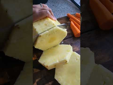 ⬇️🔥Carrot 🥕 Pineapple 🍍  Cucumber 🥒 Ginger Juice 🔥 for weightloss! Must Watch! #weightloss #juicing