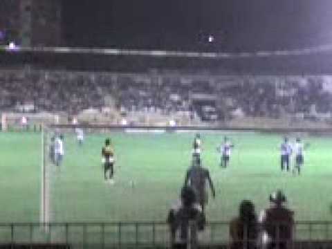 Mateus perdendo penalti