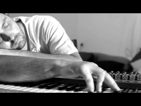 MAYALES Foršpan video spota „Virtual Baby"