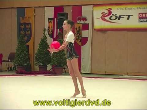 ÖSM Korneuburg 2010 - Ball 02 LIVIA MEDER