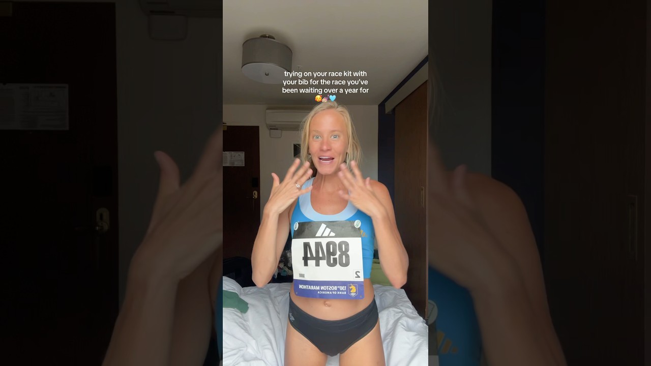 Eeeee race kit!! #bostonmarathon #runner