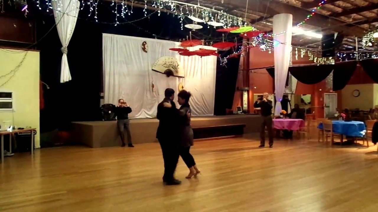 Argentine Tango Barrida + Sacadas   by Marco Pereira & Florencia     www.tangonation.com  3/15/2018