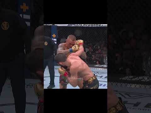 Islam Makhachev vs Dustin Poirier #shorts