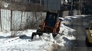 Снегопочистващите машини влязоха и във второстепенните улици в Смолян