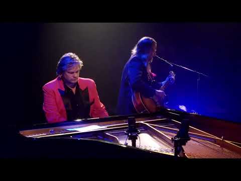 EL Tigre Blanco & Roel Spanjers - Roll The Nickels