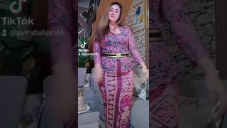 Download lagu tante bohay semok mp3