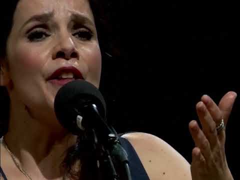 Carla Pires | Canção do vento e da terra