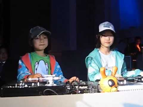 DJ Ryusei and DJ Sara WMG Grammy Party '08