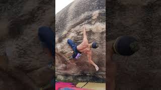 Video thumbnail of Ruiseñor Extensión, 8b. Torrelodones