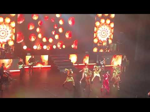 Natalia Oreiro "Caliente"/"Fuiste" en vivo en Moscú, Rusia (28.03.2019)