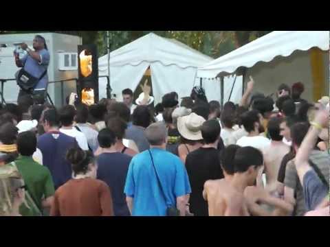 Dubkasm play No Retreat Iration Steppa remix : Garance reggae festival dub station 2012