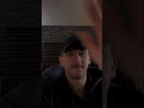 Der Song ist für alle, die in einer schwierigen Beziehungsphase stecken! 🦸🏽‍♂️