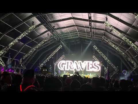 Graves x RL Grime - ID @ COUNTDOWN NYE 2018 (1080p)