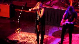 Grace Potter and the Nocturnals - &quot;Hot Summer Night&quot; (Live) HD