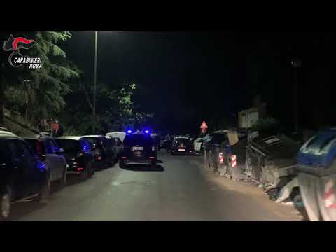 Portavano droga e cellulari ai detenuti nel carcere di Rebibbia. Sette arresti