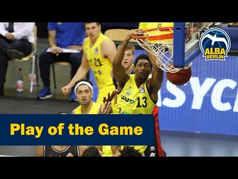 Malcolm Miller hebt ab (Play of the Game ALBA - Gießen)