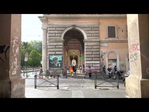 Caminhando em Roma (Portici di Piazza Vittorio) 6 de agosto de 2022 [4K HDR]