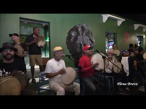 Tumbador y la campana - Erik Noel Rosado Lunes de Plena #cultura #puertorico #live #video  #3167