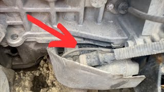 Starter Kia Rondo 2.7L 2006-2013 Location and Replacement