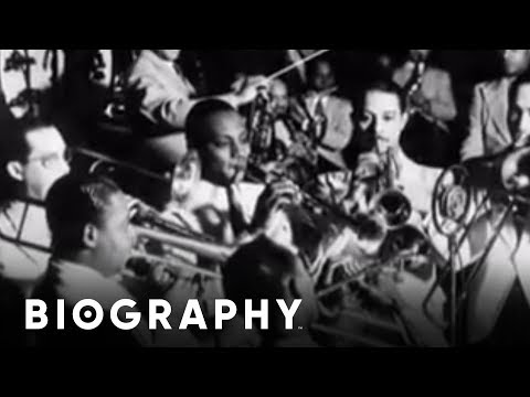 Duke Ellington - Pianist & Songwriter | Mini Bio | BIO