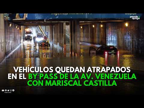 Arequipa: Dos vehículos quedan atrapados en el bypass de la Av. Venezuela con Mariscal Castilla