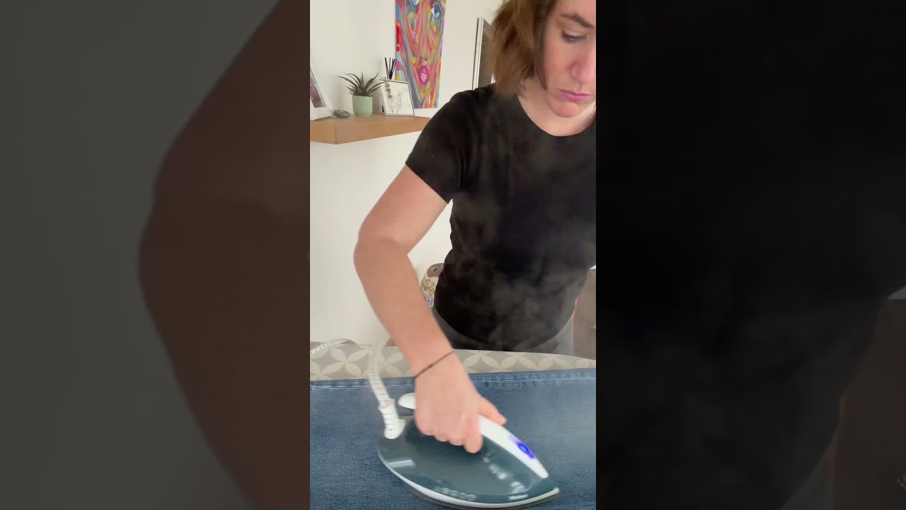 Trisa Dampfbügeleisen Perfect Steam i65 Pro