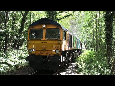 (HD) GBRf Rainbow livery 66720 on the Mountfield Gypsum Mine branch - 1/7/21