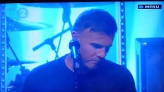 Gary Barlow - &quot;Jump&quot; Live on BBC Radio 2 &#39;In Concert&#39; - 11/12/13