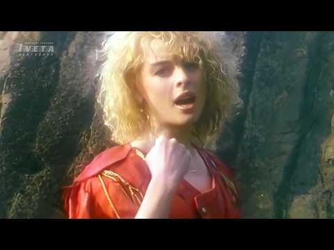 Iveta Bartošová | Útoč láskou | 1989 | Official HD Video | Verze 2