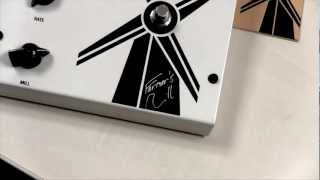 Video thumbnail for Crushsound Farmer's Mill unboxing and hands-on demo by MusicRadar