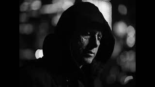 Video zu 'Ghosts Again' ansehen