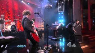 OneRepublic - All The Right Moves (LIVE at The Ellen Degeneres Show)