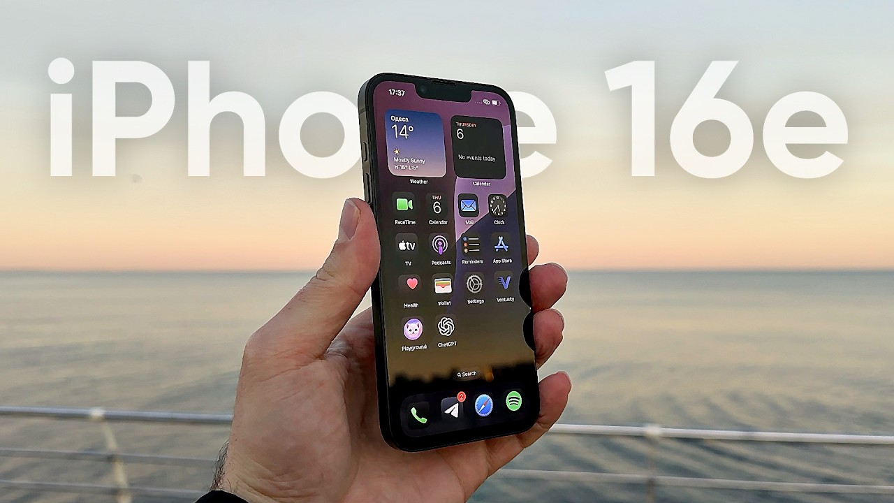 Apple iPhone 16e 512GB White (MD274SX/A) video preview