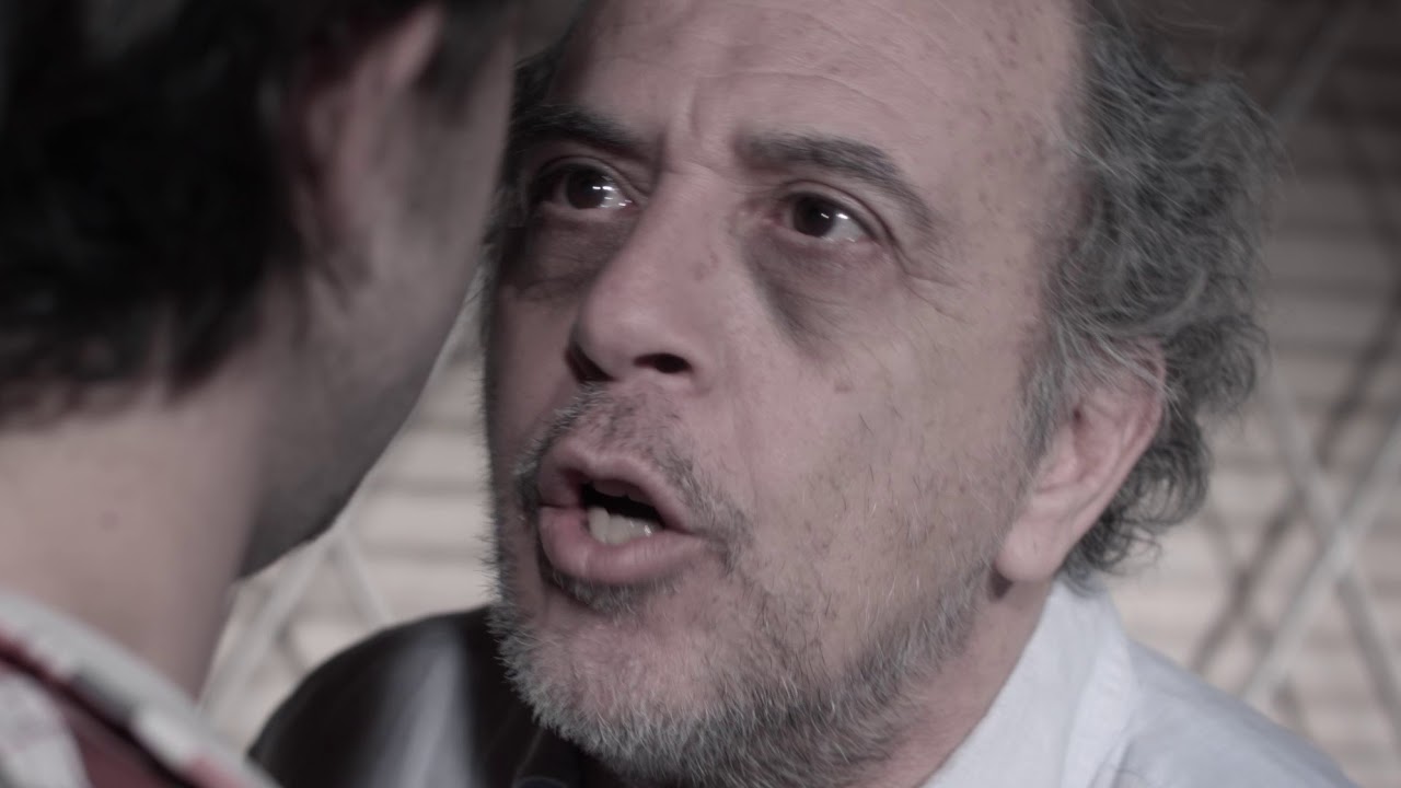 Ahí viene (2016) - Trailer