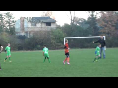 Jutrzenka Bychlew 2005 - Akademia Tuszyn (8-0) 29.10.2014 cz1