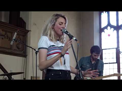 Le SuperHomard - Paper Girl - Live @ One Church, Brighton - 05/2019