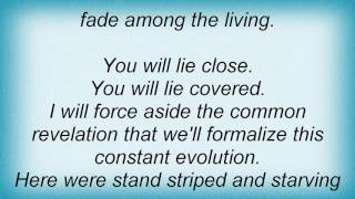 Elliott - Lie Close Lyrics