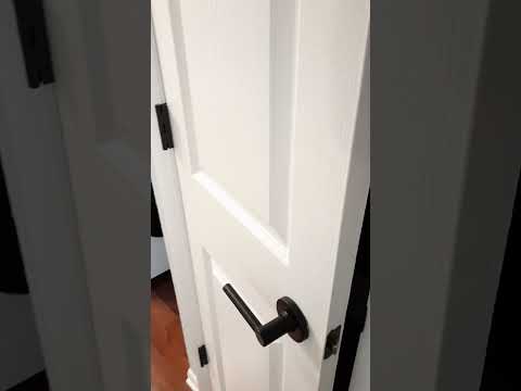 1/1 condo in Beach Park property video