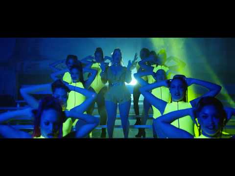 Miriam Cruz ft La Insuperable (Sola) Dir By freddyghp 4K ultra HD
