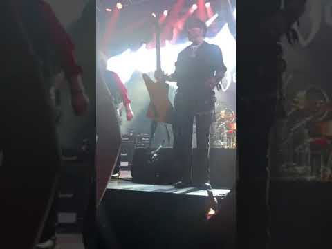 JOHNNY DEPP KISSED KIMANI HAND MAY 18th 2019 AT FANTASY SPRINGs CASINO. THE HOLLYWOOD VAMPIRES ROCK