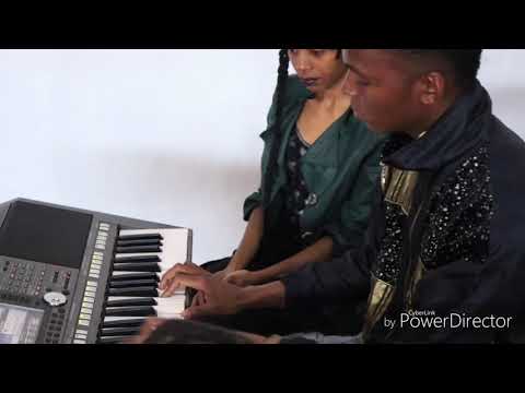 Joel Lwaga - Sitabaki Nilivyo ( Guardian Angel Singing with Wapendwa )