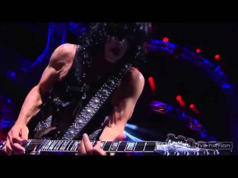 Kiss - Detroit Rock City (Live Charlotte 2014)