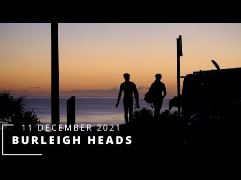 Clean Summer Waves At Burleigh - Saturday 11 December 2021
