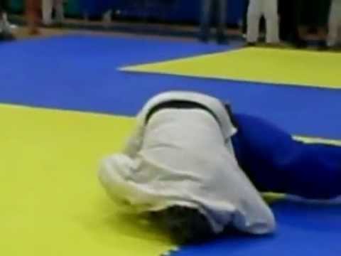 Sensei Mateo winning with pin.