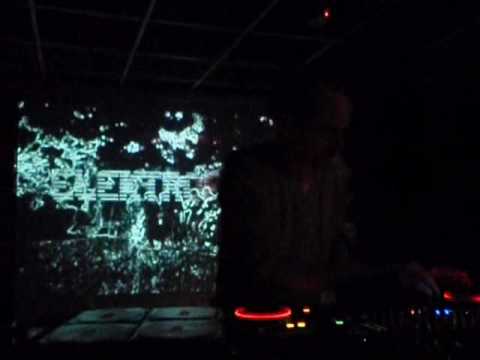 Chymera @ Elektroparty 121209.wmv