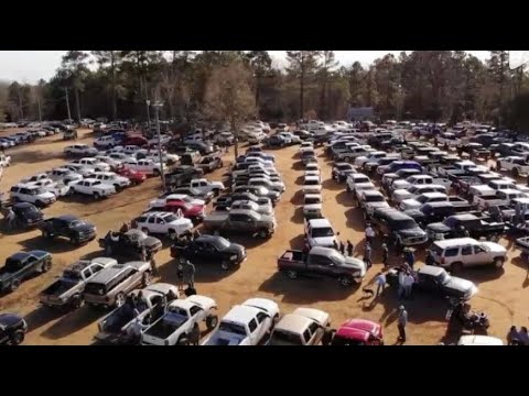 Truck meet turns into brawl