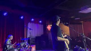 Maude - Habol 12 Monkeys Live