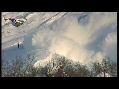 Stor lavinfara på svenska skidorter - Nyheterna (TV4)